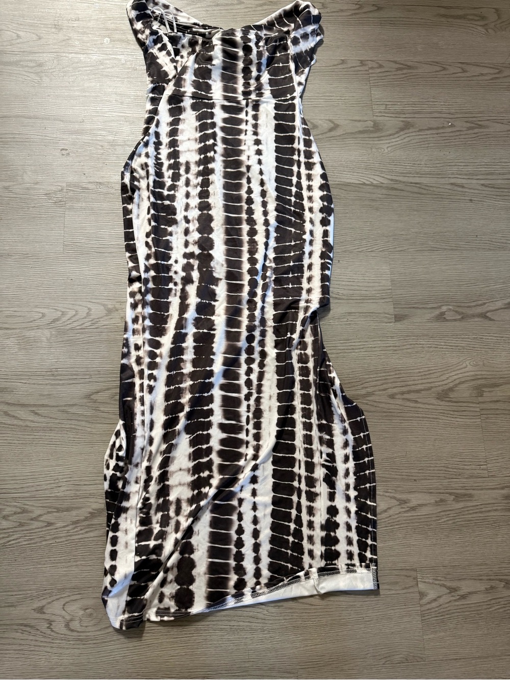 Shein Black and White Tie-dye Maxi Dress with A Side Slit Women Size Medium
